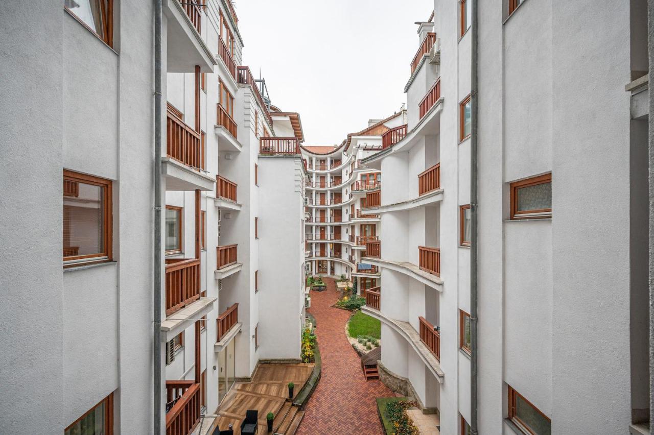 Modern Apartment With Garage Budapeste Exterior foto